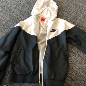 Nike windbreaker jacket